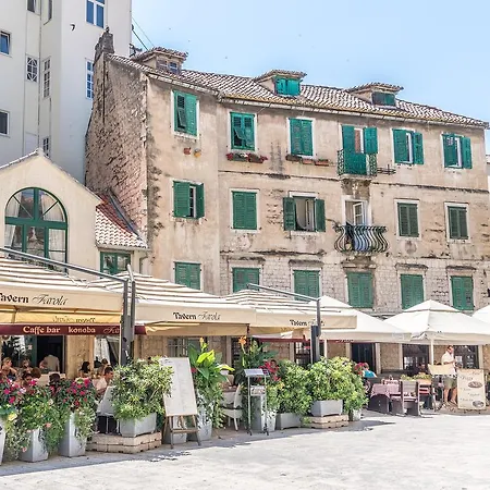 For 5 Persons In Split, Sea View, Wifi